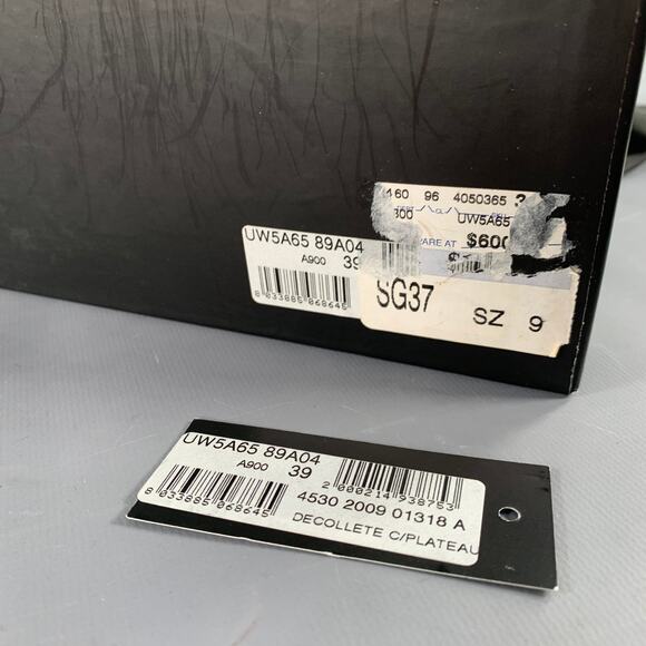 GIANFRANCO FERRE Size 9 Black Suede Platform Pumps - Picture 10 of 10